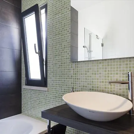 Luxurious Contemporary 4 Bedroom With Pool Villa Lagoa (Algarve)
